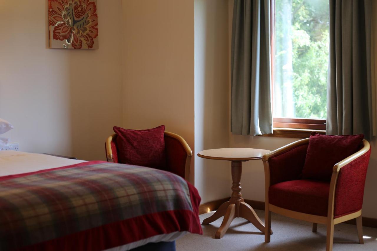 Pitlochry Dundarach Hotel מראה חיצוני תמונה