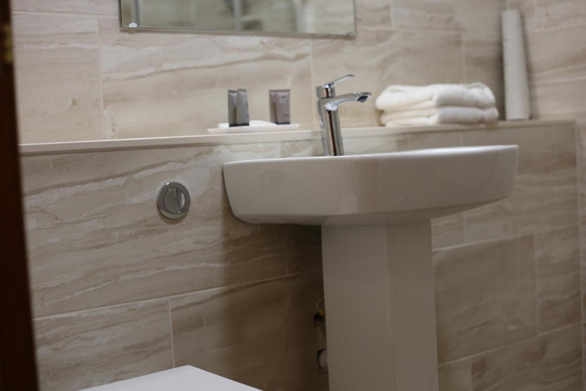 Pitlochry Dundarach Hotel חדר תמונה