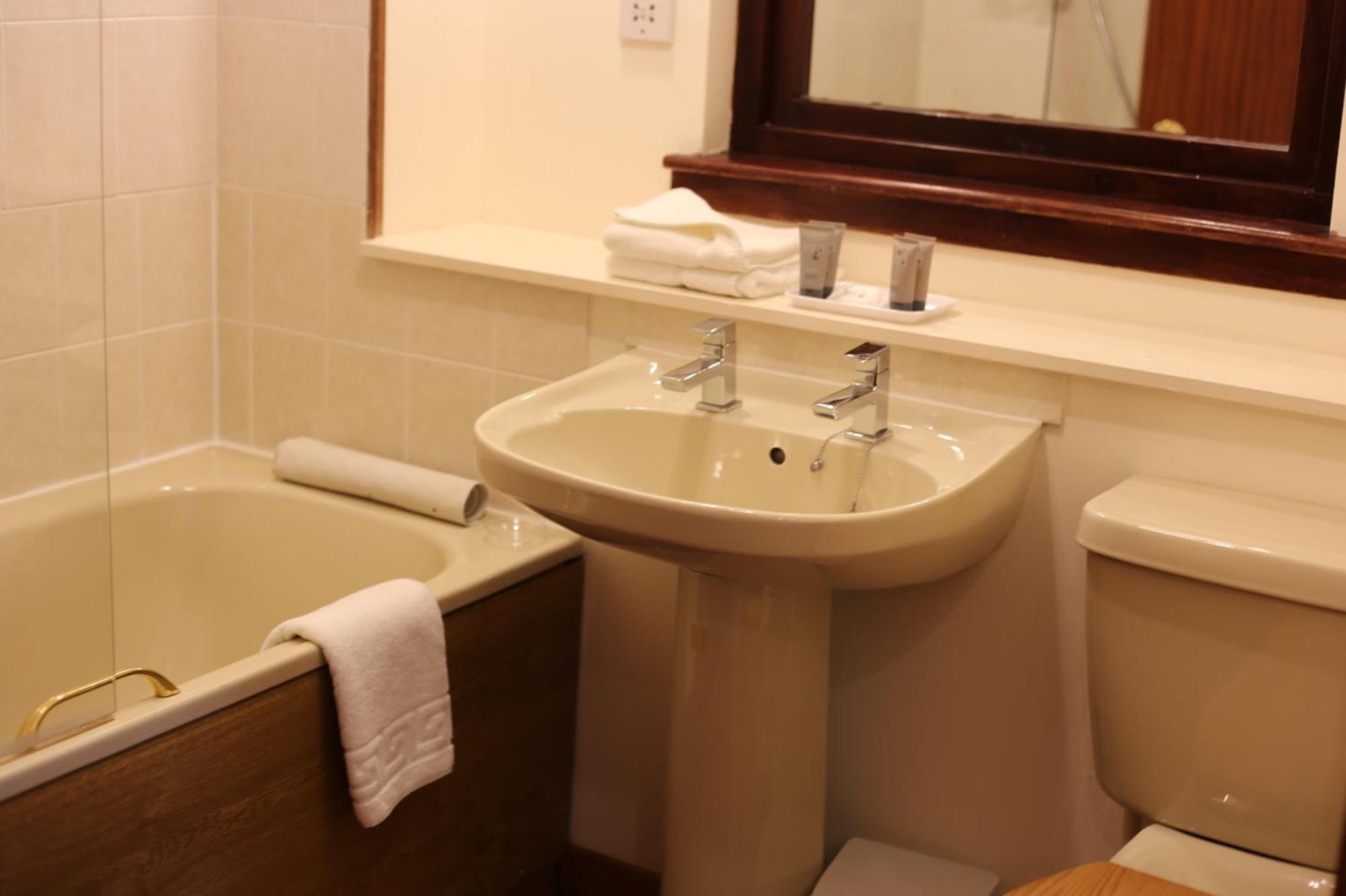 Pitlochry Dundarach Hotel חדר תמונה
