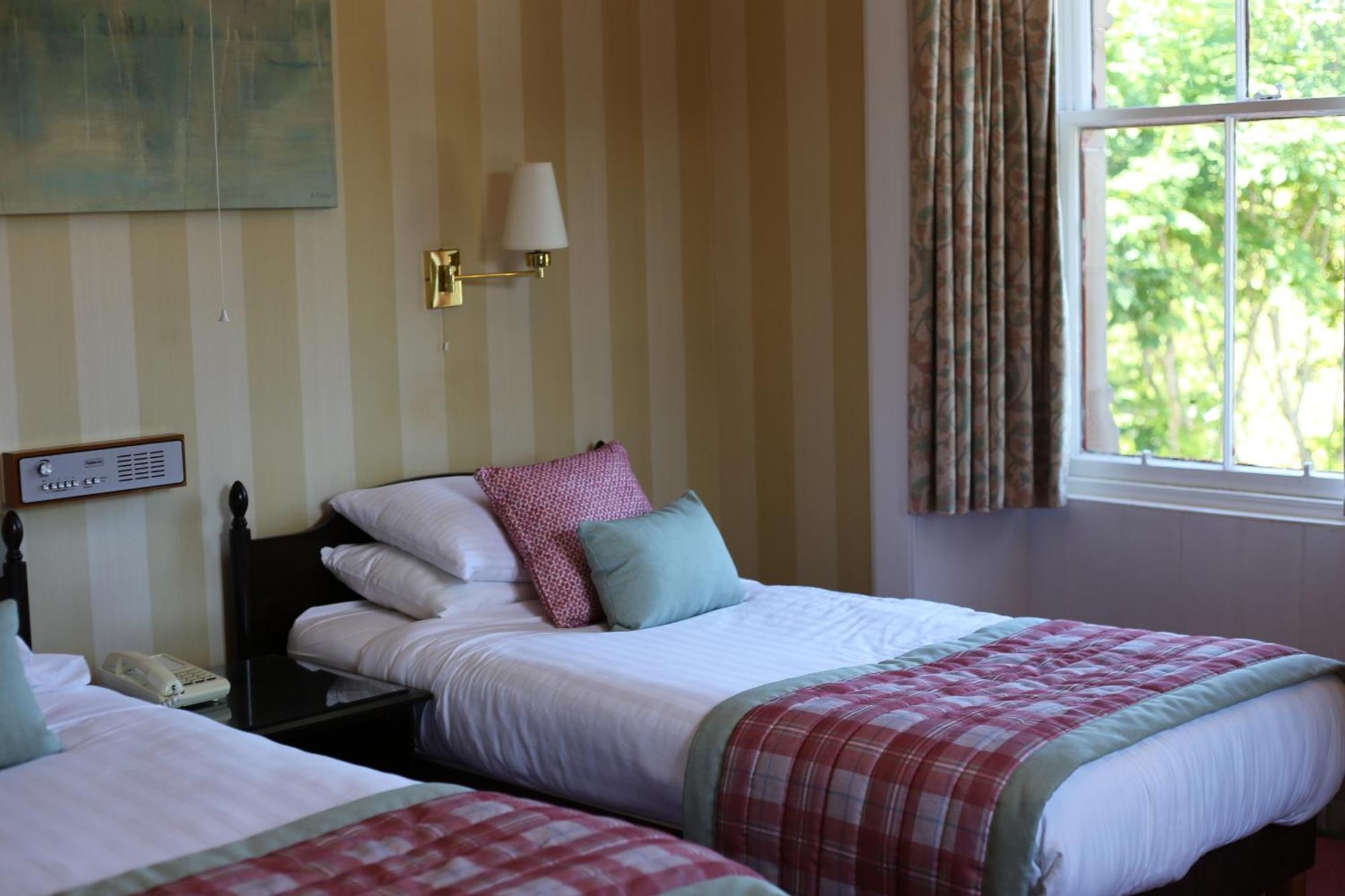 Pitlochry Dundarach Hotel חדר תמונה