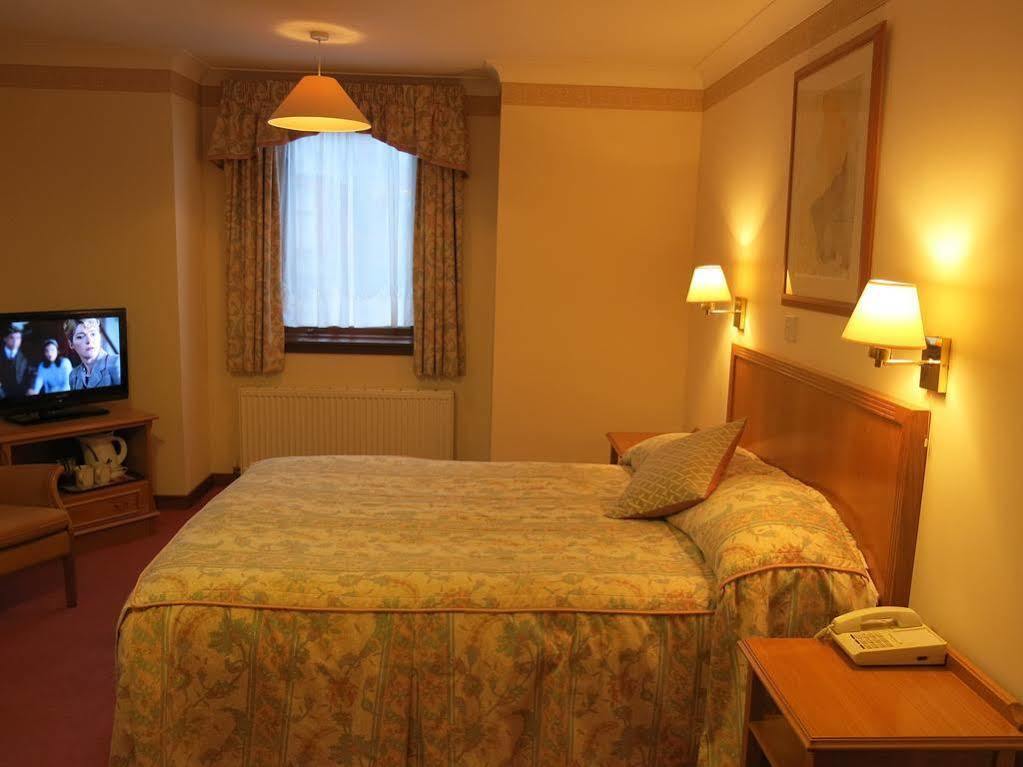 Pitlochry Dundarach Hotel מראה חיצוני תמונה