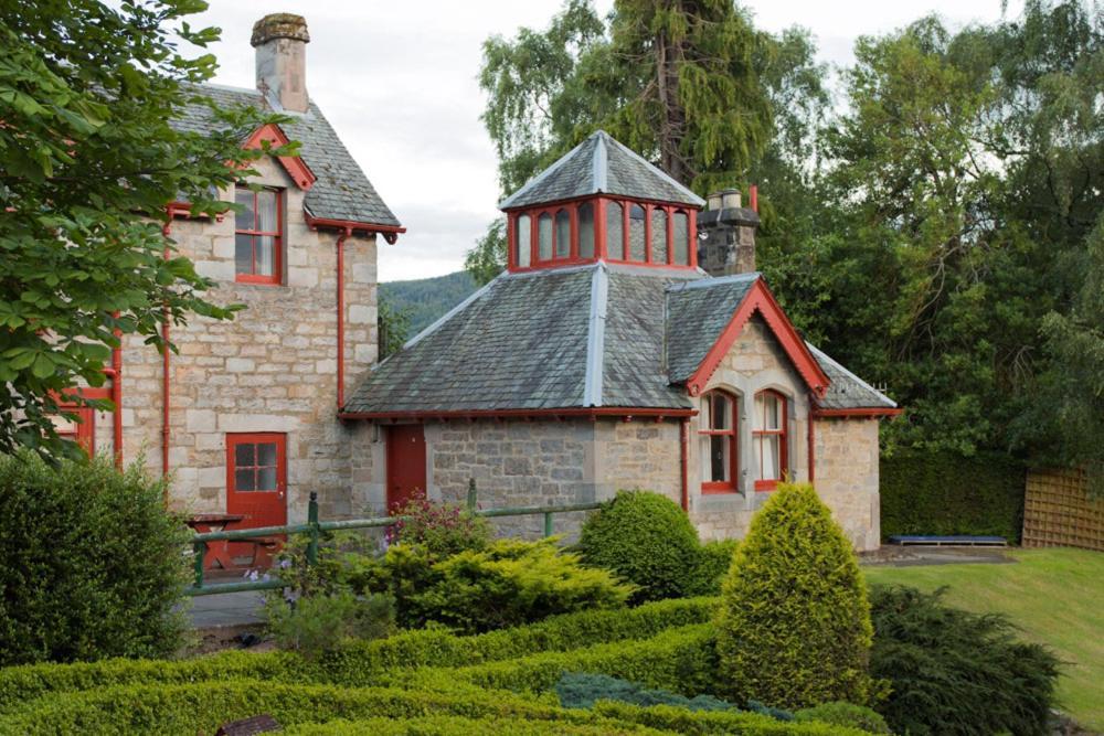 Pitlochry Dundarach Hotel מראה חיצוני תמונה